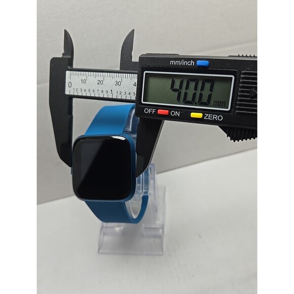 Fitbit Versa Lite FB415 Marina Blue Smartwatch HR 50m Aluminum Case With Charger - Picture 5 of 11